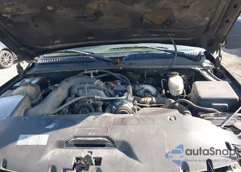 2005 GMC Sierra K2500 Heavy Duty z USA, uszkodzony, nr VIN 1GTHK24235E208081